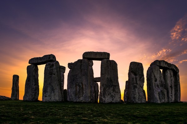 Stonehenge-EH11025